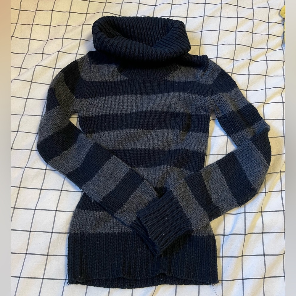 SWS Black & Grey Y2K Tight Sweater